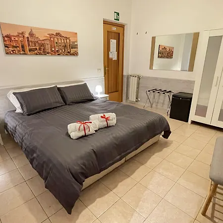 Pensionat Holidays Otranto 3*