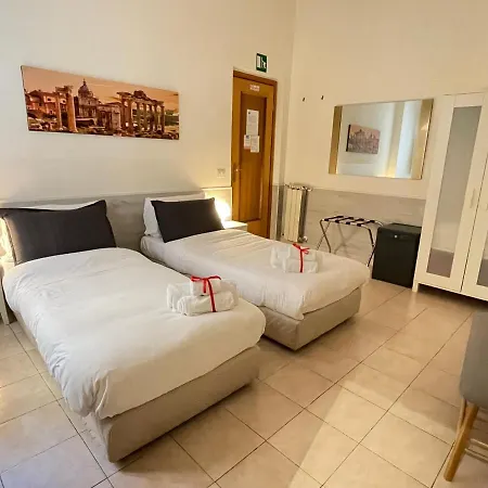 Holidays Otranto 3* רומא