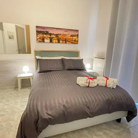 Holidays Otranto בית הארחה 3*